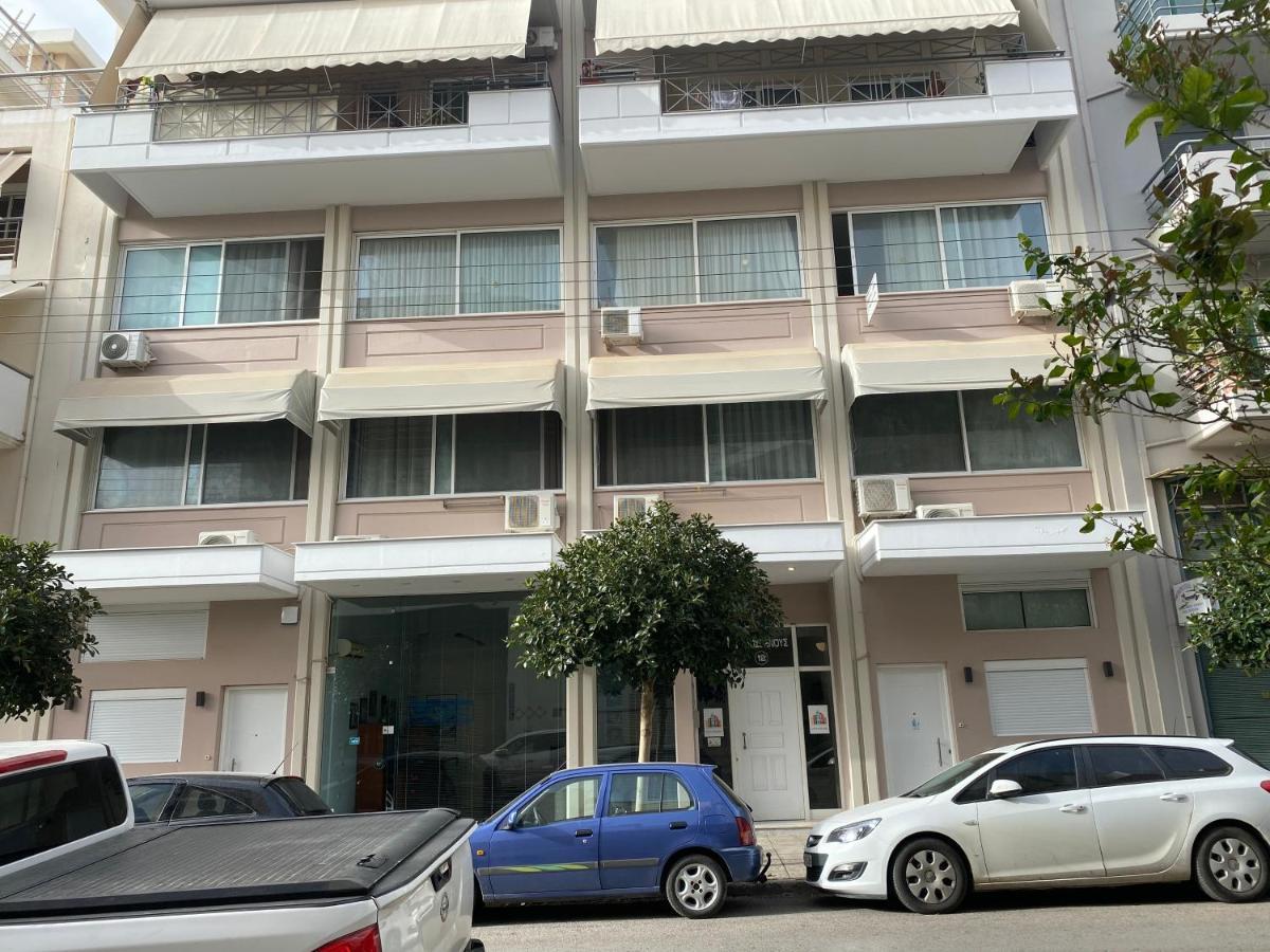 City House 3 Kalamata Bagian luar foto